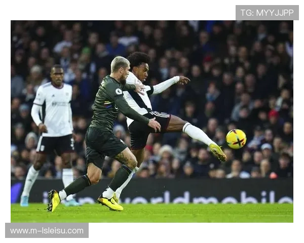 桑德兰客场挑战富勒姆:黑马能否延续客场强势? 桑德兰客场挑战富勒姆:黑马能否延续客场强势?