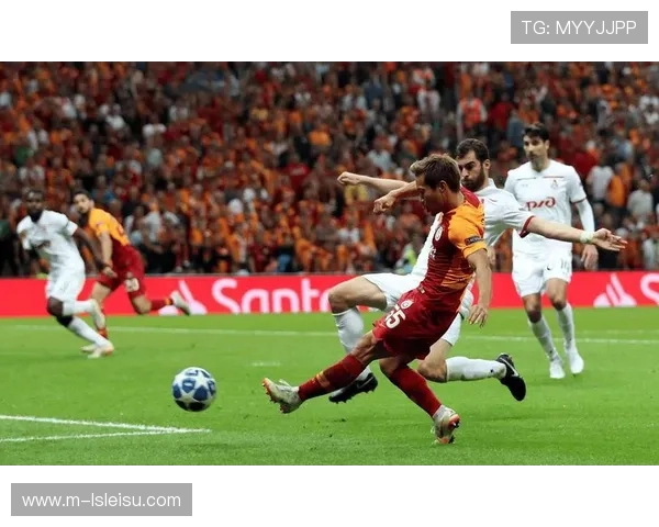 库利巴利飞踹染红再现德容式争议，摩纳哥防线纪律性敲响警钟