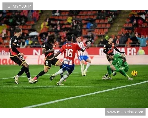 塞维利亚主场保级战球迷助威，逆转毕尔巴鄂